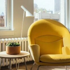 Louis Poulsen AJ Staande Lamp Wit - 5744169707 5 Louis Poulsen AJ Staande Lamp Wit - 5744169707 -Woondecoratie Winkel louis poulsen aj staande lamp wit 5744169707 1