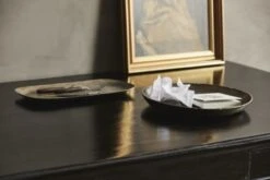 Nordal Danna Dienblad Rond - Antiek Messing -Woondecoratie Winkel nordal danna dienblad rond antiek messing 3